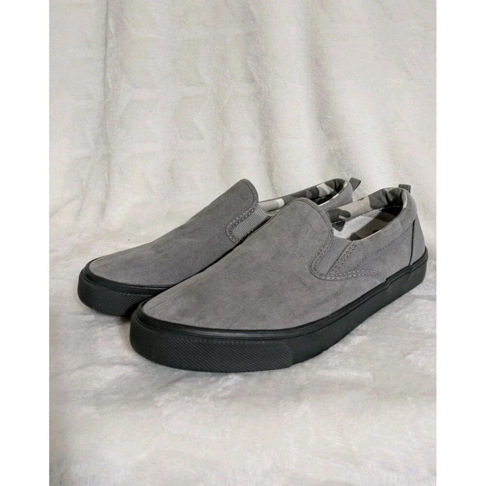 Youth Boy's Old Navy Slip On Sneakers - Size 6